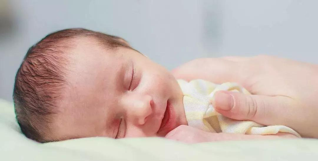 成都宝宝呛奶 成都宝宝呛奶