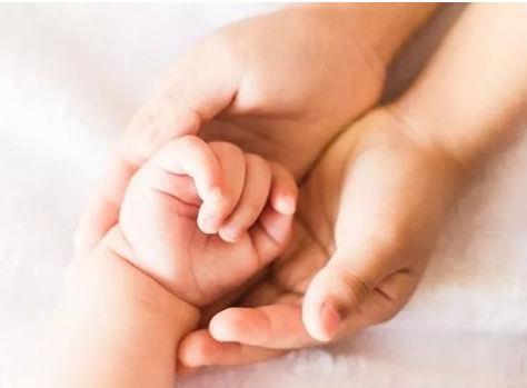 �ɶ�ĸ��ι��